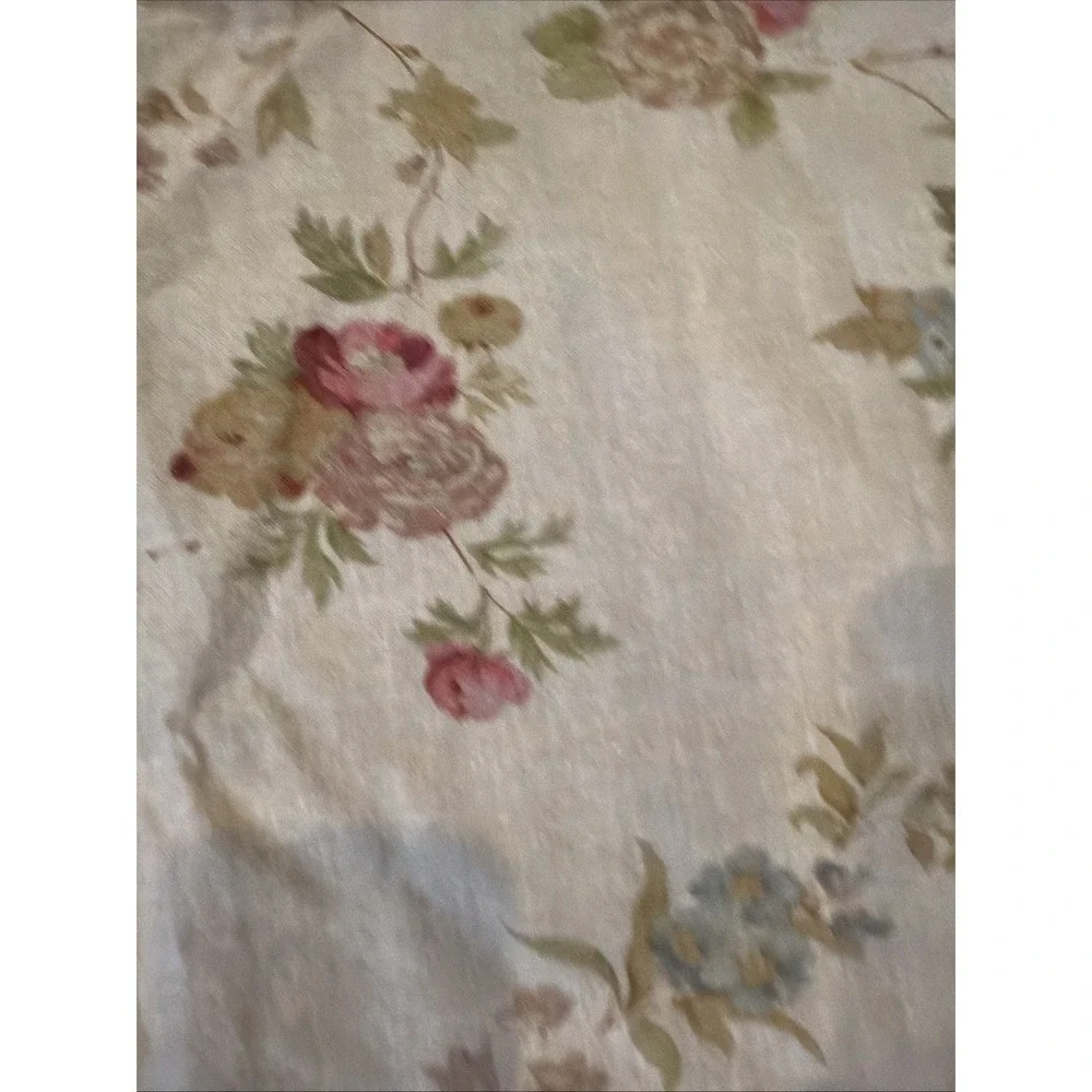 Beige Rose Floral Reversible Tablecloth 60x80 Country Cottage Farmhouse
